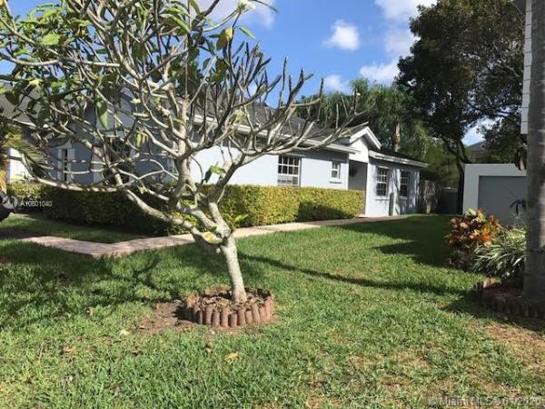 Place Royale, 9633 SW 142nd Ct #9633, The Hammocks, Florida 33186, image 2