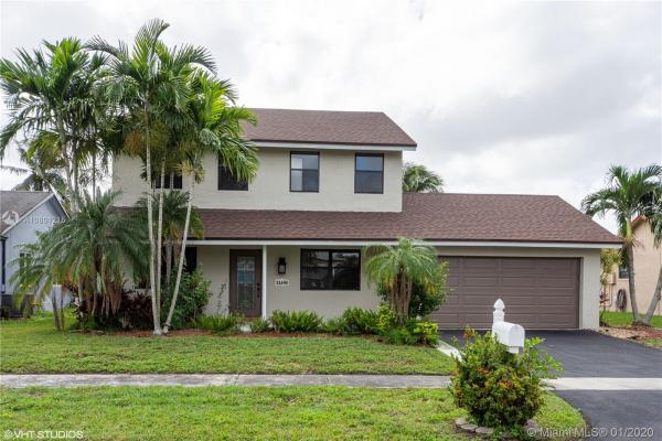 Windward Isle, 11840 NW 42nd St, Sunrise, Florida 33323, image 2