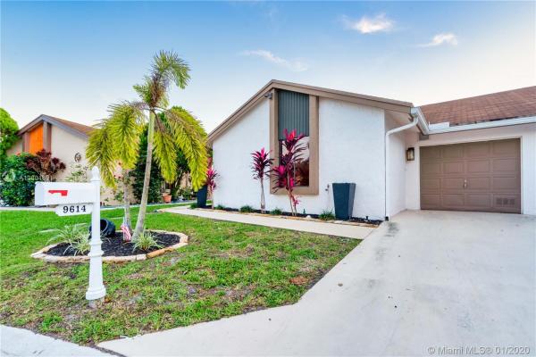 Rainberry Park, 9614 Stones River Park Way, Boca Raton, Florida 33428, image 2