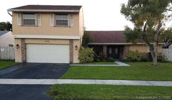 Blue Ridge, 13640 Roanoke St, Davie, Florida 33325, image 2
