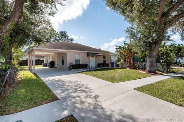 Hollywood Pines, 6126 Wiley St, Hollywood, Florida 33023, image 2