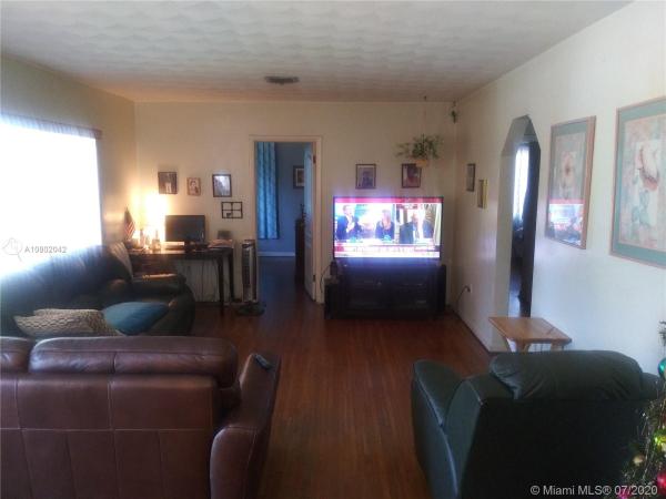 Biscayne Gardens, 14341 NW 14th Dr, Golden Glades, Florida 33167, image 2