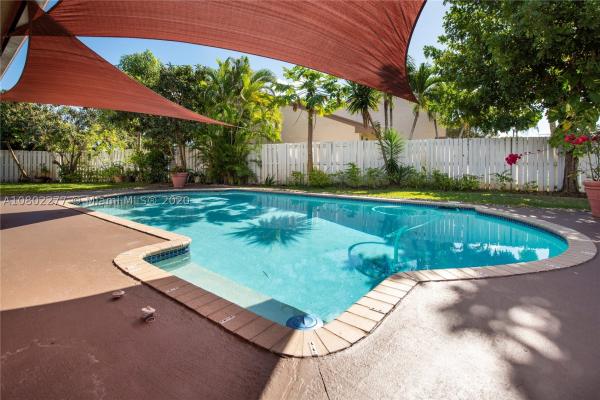 Shenandoah, 14740 Kirsten Ct, Davie, Florida 33325, image 2