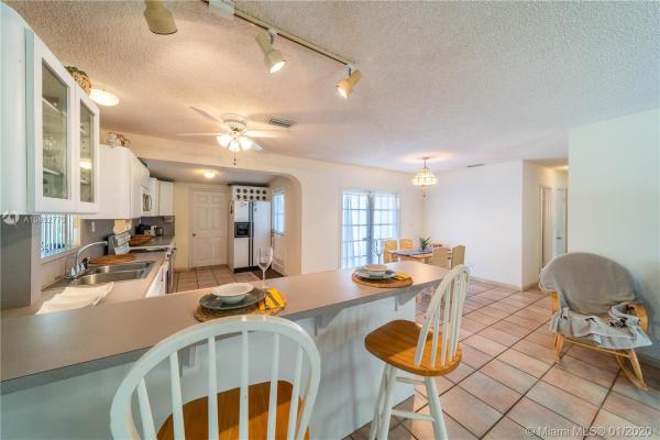 Cutler Ridge Manor Estates, 19901 S Eagle Nest Rd, Cutler Bay, Florida 33157, image 2