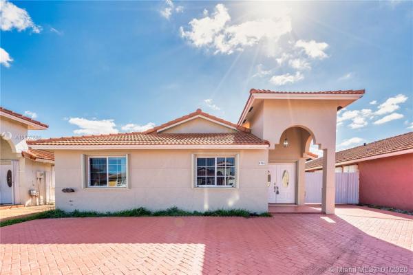 Berkshire, 8764 NW 110th St, Hialeah Gardens, Florida 33018, image 2