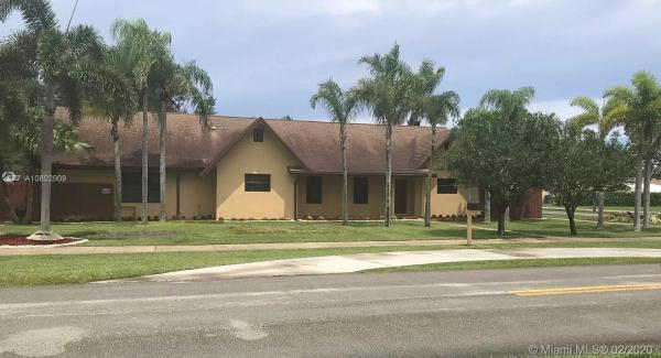 Downer Palms, 91 NE 16th St, Homestead, Florida 33030, image 2