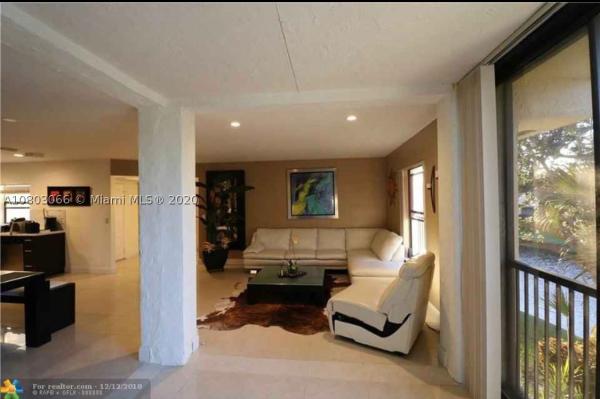 Applewood Village 3, 4683 N Carambola Cir #2764, Coconut Creek, Florida 33066, image 1