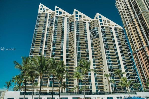 The Pinnacle, 17555 Collins Ave #2801, Sunny Isles Beach, Florida 33160, image 2