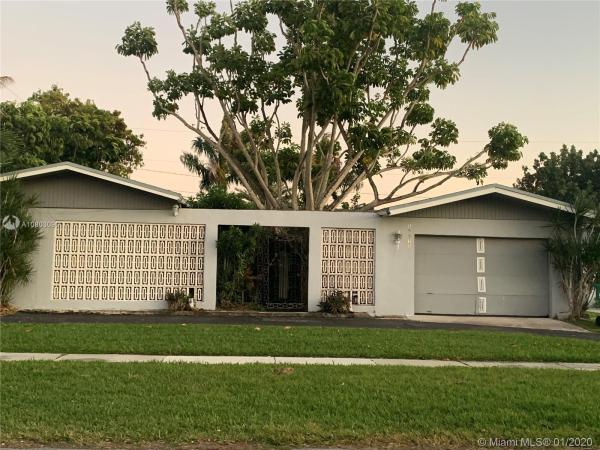 Bel Aire, 19511 Belmont Dr, Cutler Bay, Florida 33157, image 2