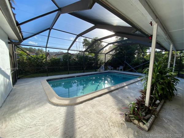 The Knolls, 8520 Sheraton Dr, Miramar, Florida 33025, image 2