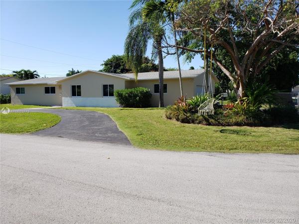 Pine Meadows, 14100 SW 98th Ct, Kendall, Florida 33176, image 2