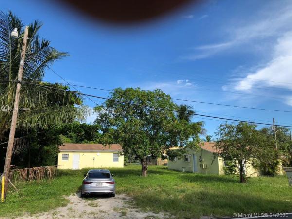 Biscayne Gardens, 16201 N Miami Ave, Golden Glades, Florida 33169, image 2