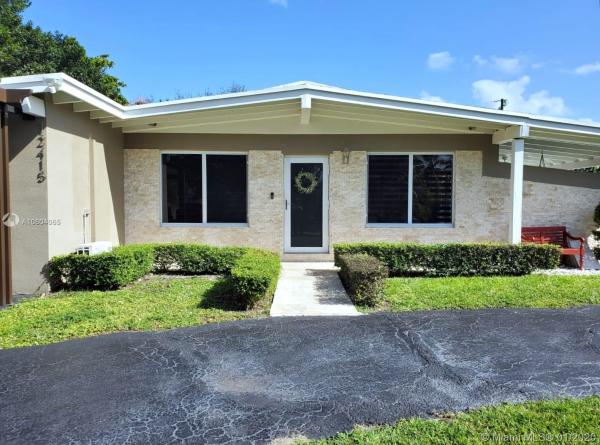 Ranchero Manors, 12415 SW 93rd Ct, Kendall, Florida 33176, image 2
