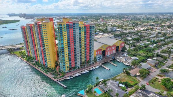 Marina Grande Club & Residences, 2650 Lake Shore Dr #1003, Riviera Beach, Florida 33404, image 2