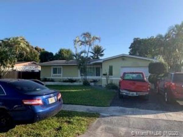 East Gate Estates, 3680 NW 28th Ct, Lauderdale Lakes, Florida 33311, image 2