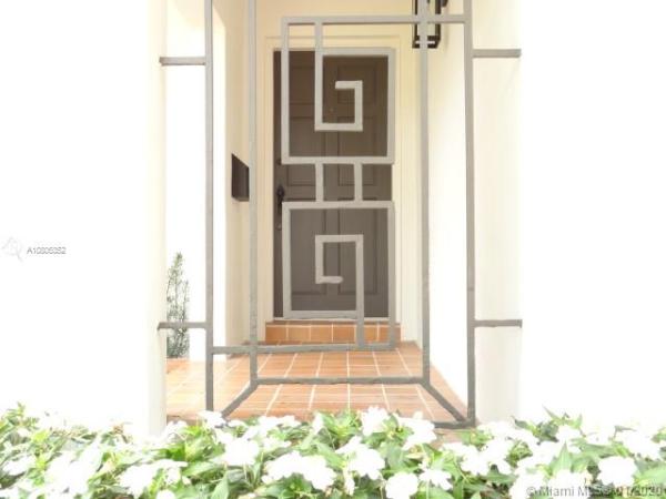 Riviera, 552 Alminar Ave, Coral Gables, Florida 33146, image 2