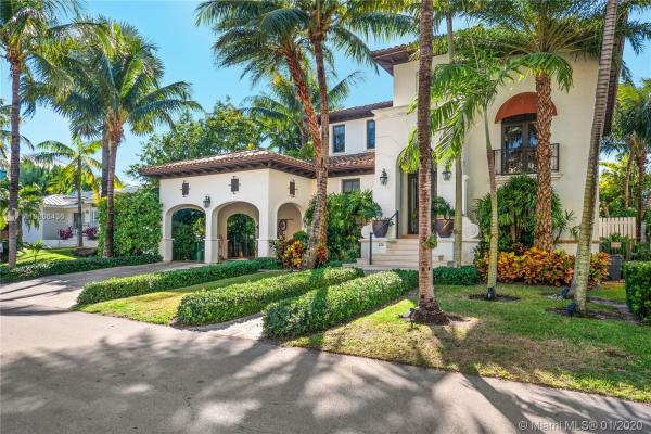 Tropical Isle Homes, 320 Palmwood Ln, Key Biscayne, Florida 33149, image 2