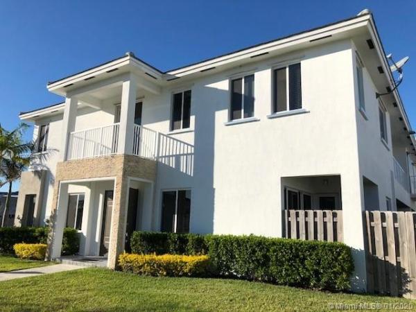 Venetian Parc, 17725 SW 150th Ct, Richmond West, Florida 33187, image 2