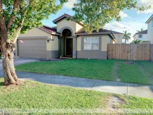 Bluewaters, 11052 SW 241st St, Princeton, Florida 33032, image 2