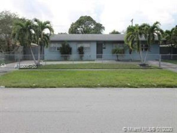 Fairway Park, 16210 SW 102nd Ave, Palmetto Estates, Florida 33157, image 2