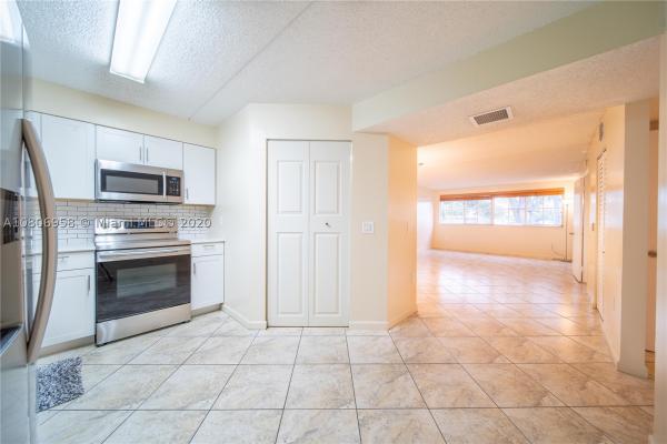 Mirassou, 6115 NW 186th St #101, Hialeah, Florida 33015, image 3