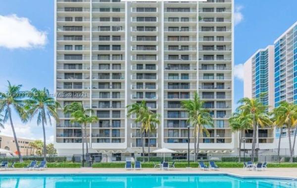 Oceanfront Plaza, 2625 Collins Ave #209, Miami Beach, Florida 33140, image 3