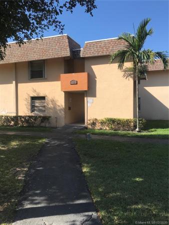 University Trail, 850 SW 129th Pl #201, Tamiami, Florida 33184, image 2