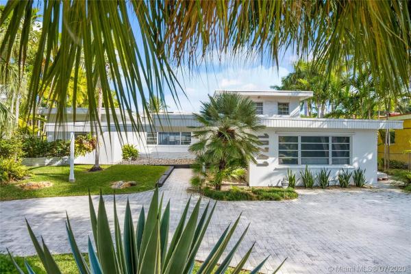 Bay Harbor Islands Residential, 10241 E Broadview Dr, Bay Harbor Islands, Florida 33154, image 2