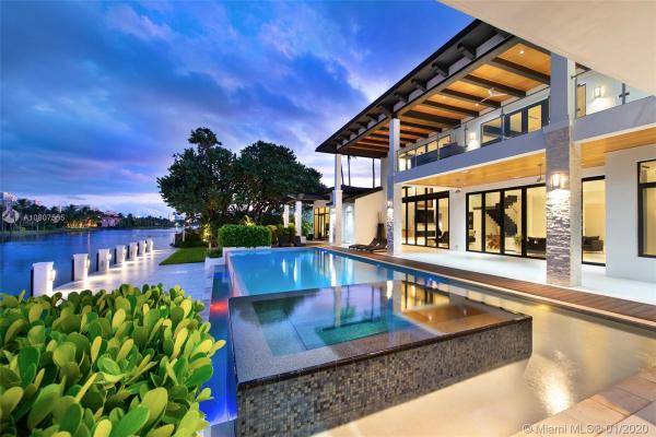 Hollywood Golf Estates, 1215 Diplomat Pkwy, Hollywood, Florida 33019, image 2