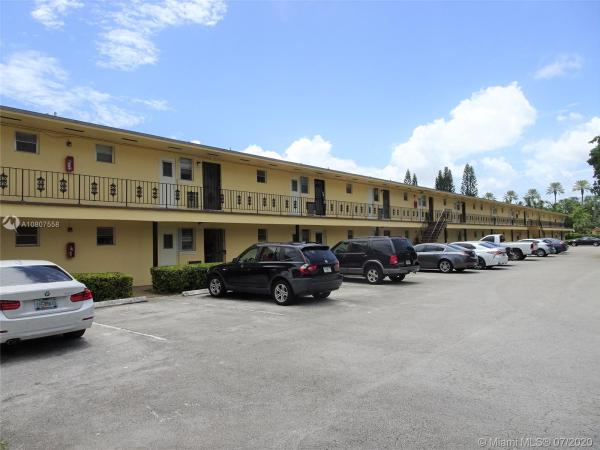 Biscayne Lake Gardens, 2815 NE 201st Ter #L110, Aventura, Florida 33180, image 2