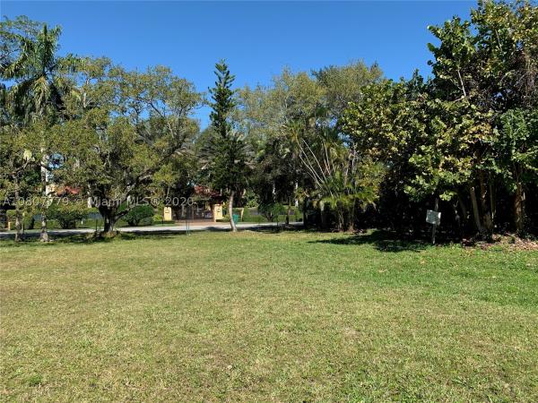 Flagler Groves Estates, 7240 SW 104th St, Pinecrest, Florida 33156, image 3