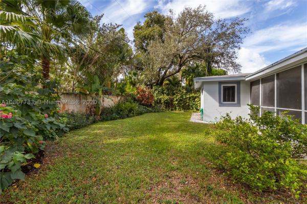 980 NE 88th St, Unincorporated Dade County, Florida 33138, image 2
