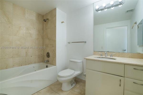 Akoya, 6365 Collins Ave #2205, Miami Beach, Florida 33141, image 3