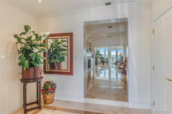 Treasure Island, 1570 S Treasure Dr, North Bay Village, Florida 33141, image 2