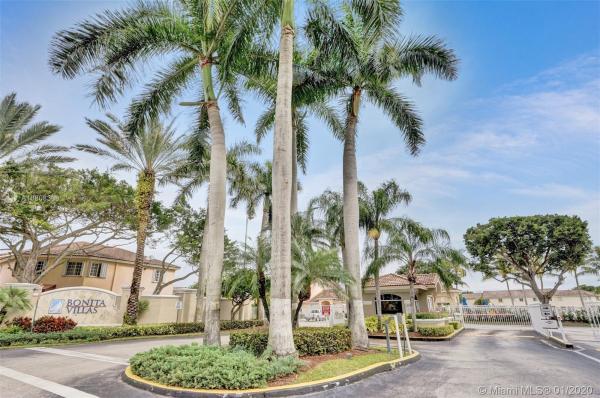 Bonita Villas, 14141 SW 121st Pl #2, Three Lakes, Florida 33186, image 2
