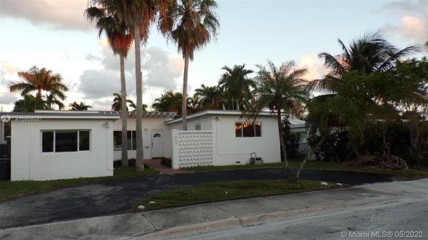 Treasure Plaza, 7505 Adventure Ave, North Bay Village, Florida 33141, image 2