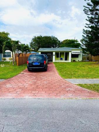 Fulford By The Sea, 1345 NE 178th St, North Miami Beach, Florida 33162, image 2