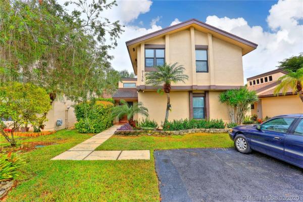Briar Lake, 9156 SW 130th Ln, Kendall, Florida 33176, image 2