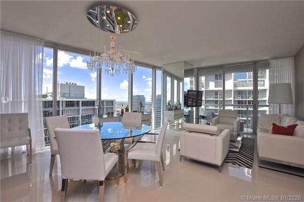 Icon Brickell Tower 2, 495 Brickell Ave #5210, Miami, Florida 33131, image 2