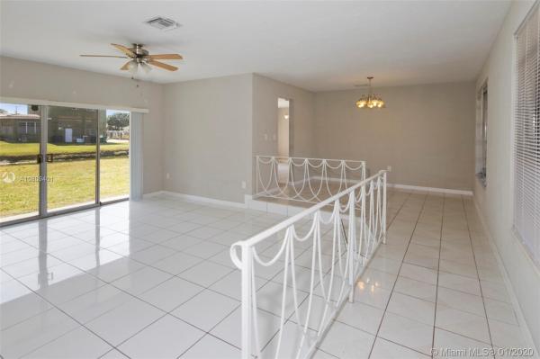 Sunny Lakes Estates, 1860 NW 172nd Ter, Miami Gardens, Florida 33056, image 2