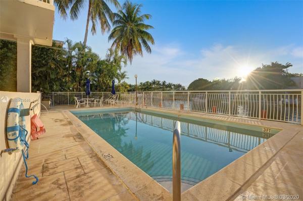 Bay Harborview, 10140 W Bay Harbor Dr #202B, Bay Harbor Islands, Florida 33154, image 2