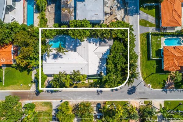 Hibiscus Island, 250 N Hibiscus Dr, Miami Beach, Florida 33139, image 2