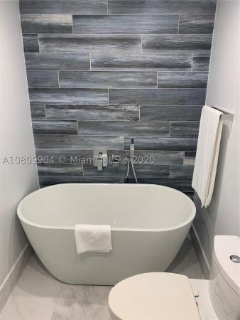 Woodgate East, 7012 SW 127th Pl, Kendale Lakes, Florida 33183, image 2