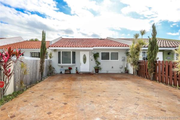 Biltmore Manor, 8884 NW 119th St, Hialeah Gardens, Florida 33018, image 2