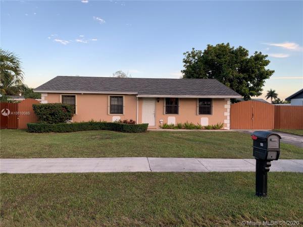 Avocado Villas, 185 SW 17th Ave, Homestead, Florida 33030, image 2