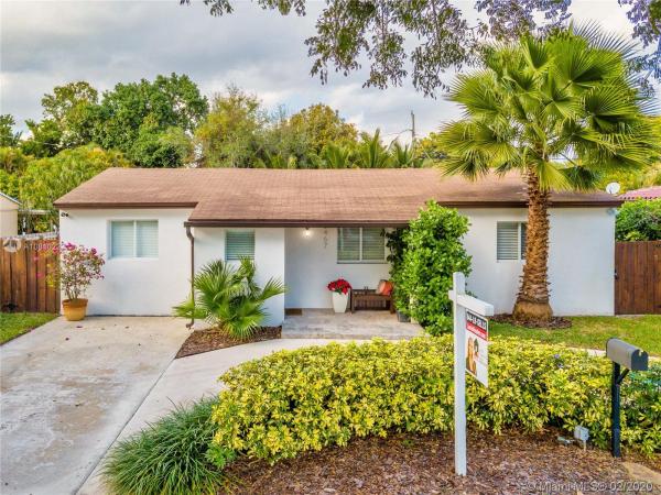 Alameda Gardens, 6467 SW 15th St, West Miami, Florida 33144, image 2