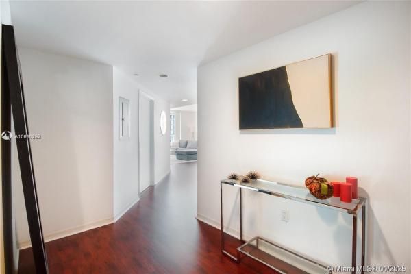 500 Brickell West, 55 SE 6th St #4002, Miami, Florida 33131, image 2