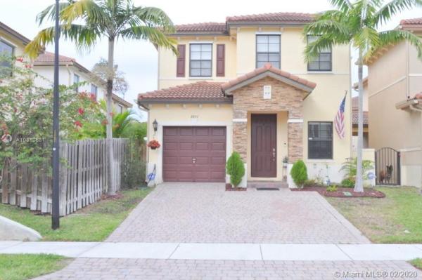 Trellis At Isles Of Bayshore, 8897 SW 229th St, Cutler Bay, Florida 33190, image 2