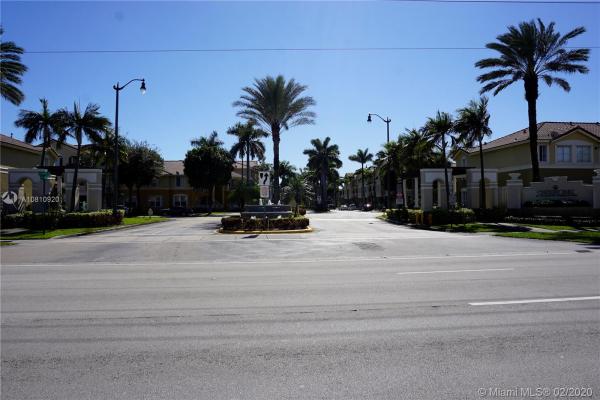 Century Park, 8936 W Flagler St #102, Fountainebleau, Florida 33174, image 2