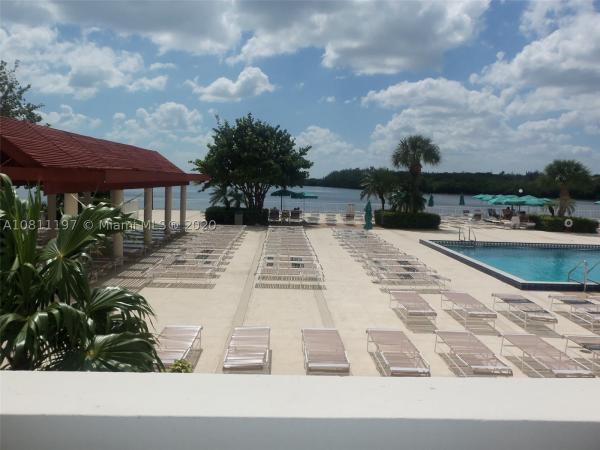 Arlen House Central, 300 Bayview Dr #108, Sunny Isles Beach, Florida 33160, image 2